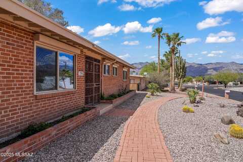 2301 N Sonoita Avenue, Tucson, AZ 85712