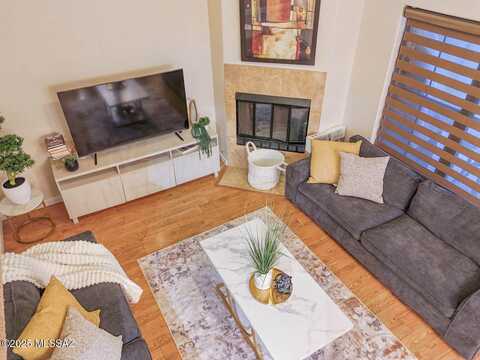 6651 N Campbell Avenue, Tucson, AZ 85718