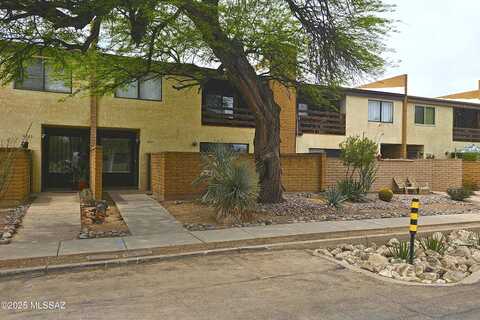 2771 N Treat Avenue, Tucson, AZ 85716