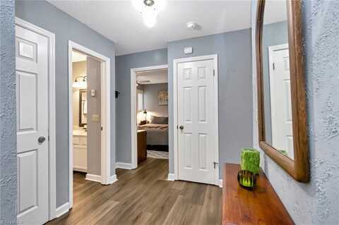301 Pinnacle Inn Road, Beech Mountain, NC 28604