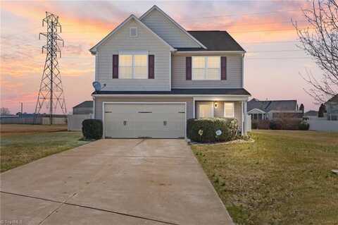 4336 Wyoming Court, Thomasville, NC 27360