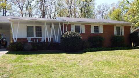 318 Crestview Drive, Thomasville, NC 27360