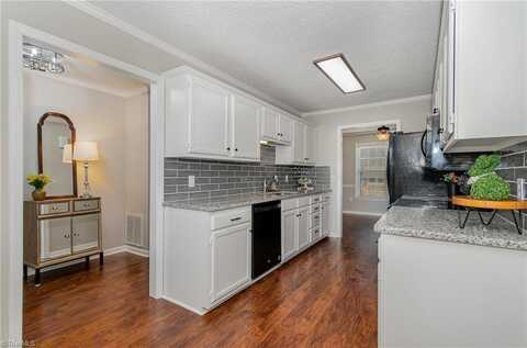 105 Forrest Oaks Drive, King, NC 27021