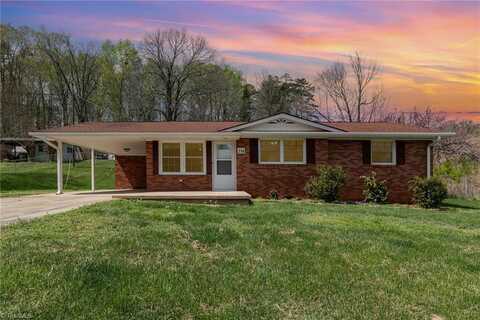 258 Madison Circle, Asheboro, NC 27205