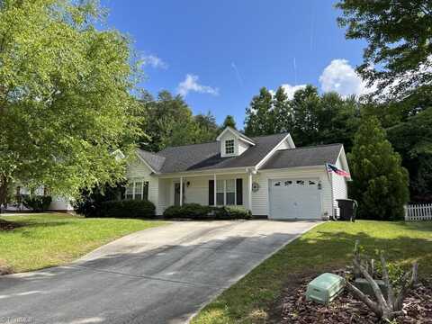 3924 Hickswood Forest Court, High Point, NC 27265