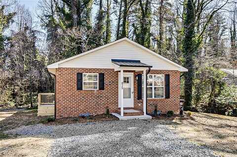 825 Dogwood Circle, High Point, NC 27260