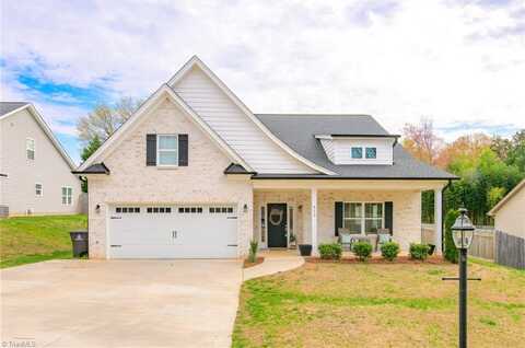 613 Peaceful Lane, Winston Salem, NC 27104
