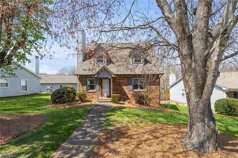 895 Woodland Trace Drive, Winston Salem, NC 27104