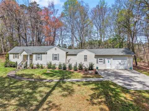 5109 Fleetwood Circle, Winston Salem, NC 27106