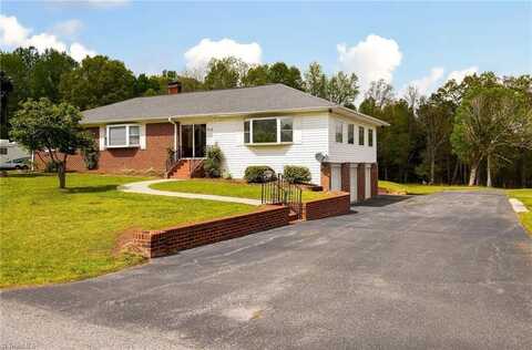 212 Cecil Street, Thomasville, NC 27360