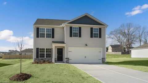 1511 String Drive, Winston Salem, NC 27107