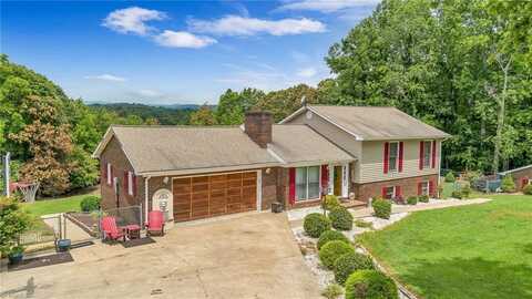 284 Bugle Lane, Wilkesboro, NC 28697