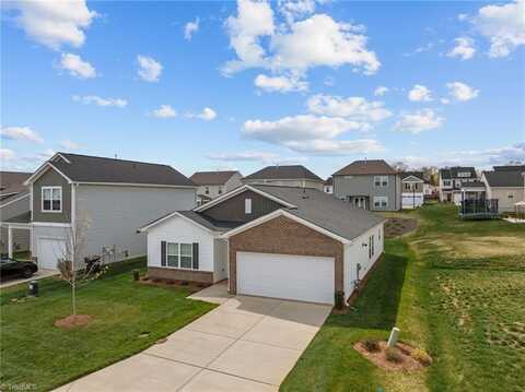 2076 Honeysuckle Vine Run, Winston Salem, NC 27106