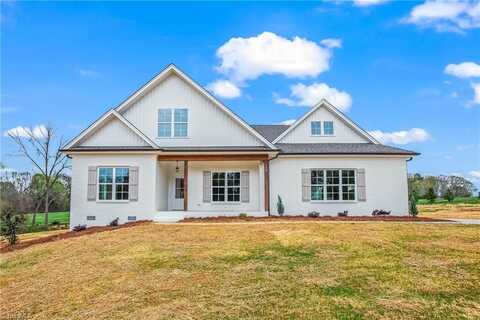 148 Beauchamp Oaks Court, Advance, NC 27006