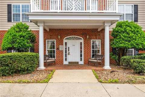524 College Road, Greensboro, NC 27410