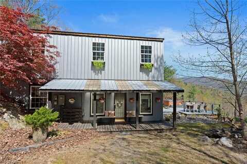 3086 Summit Road, Purlear, NC 28665