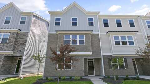762 Dorset Stream Drive, Fuquay Varina, NC 27526