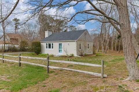 499 State Highway, Route 6, Wellfleet, MA 02667