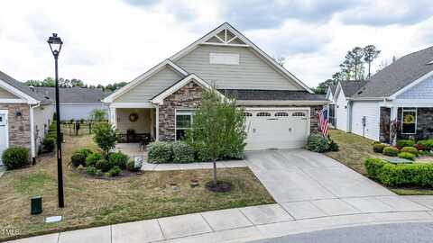 37 Blue Spruce Circle, Clayton, NC 27527