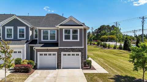 608 Creekway Drive, Fuquay Varina, NC 27526