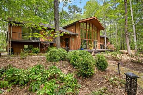673 Brookview Drive, Chapel Hill, NC 27514