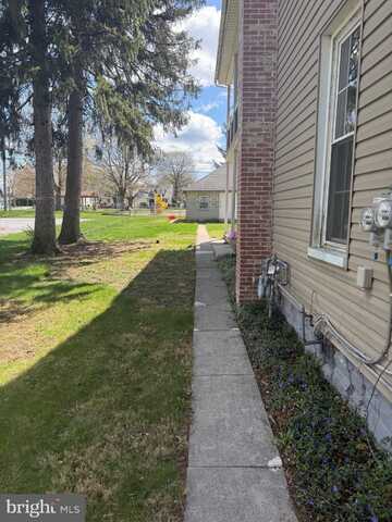 414 E MAIN STREET, PALMYRA, PA 17078