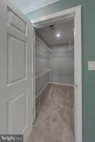 6600 LAKE PARK DRIVE, GREENBELT, MD 20770