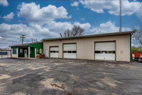 212 Township Avenue, Elmwood Place, OH 45216