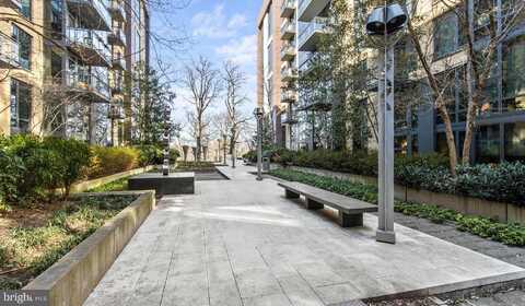 8300 WISCONSIN AVENUE, BETHESDA, MD 20814
