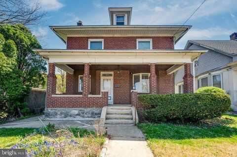 2622 PERKIOMEN AVENUE, READING, PA 19606