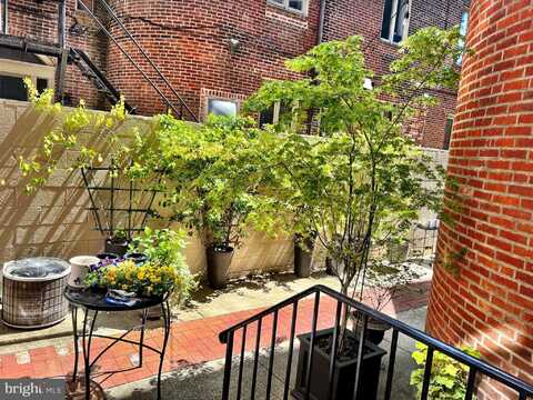 908 SPRUCE STREET, PHILADELPHIA, PA 19107