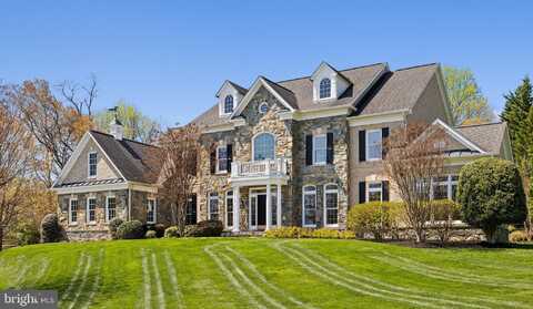 11050 HEATHLAND DRIVE, OAKTON, VA 22124