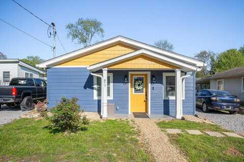 217 Oakland Park Dr, LIVINGSTON, TN 38570