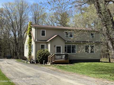 51 Dubois Road, New Paltz, NY 12561