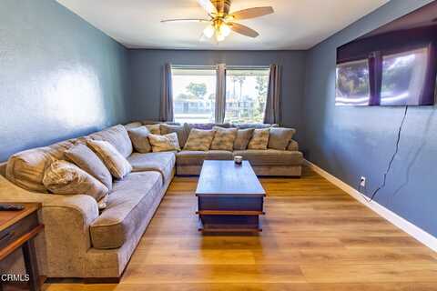 271 West Channel Islands Boulevard, Port Hueneme, CA 93041