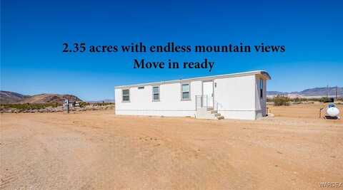 5714 N Davis Road, Golden Valley, AZ 86413