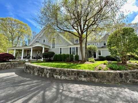 6 Winthrop Hills, Weston, CT 06883