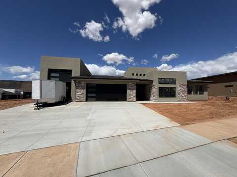 989 S Rattlesnake LN, Washington, UT 84780