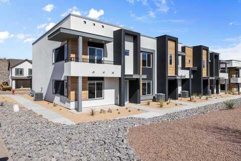 1705 S Wahweap Way, Washington, UT 84780