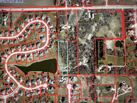 West 1st, Cedar Falls, IA 50613
