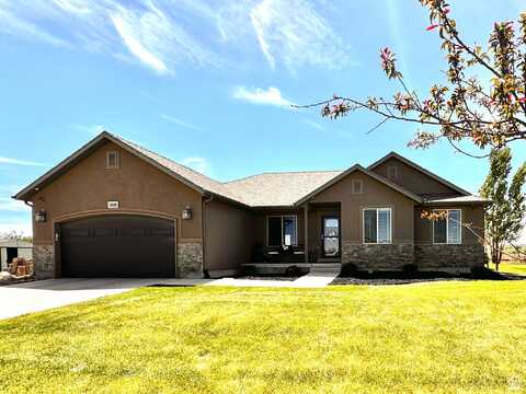 1808 E 2000 S, Naples, UT 84078