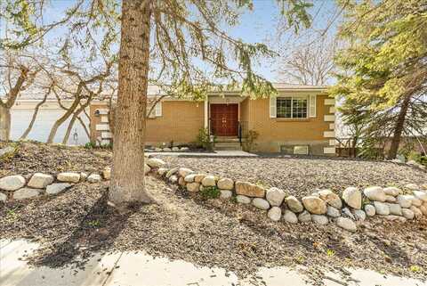 8796 S HIDDEN OAK, Cottonwood Heights, UT 84121