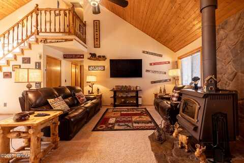 4816 Black Panther Loop, Pinetop, AZ 85935
