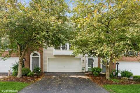 8705 Lost Valley Dr, Adamstown, PA 16046