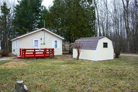 14492 95th Avenue, Rodney, MI 49342