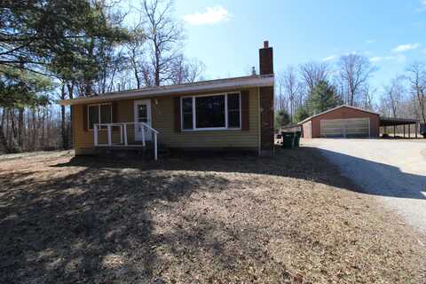 5712 N M-18, Roscommon, MI 48653
