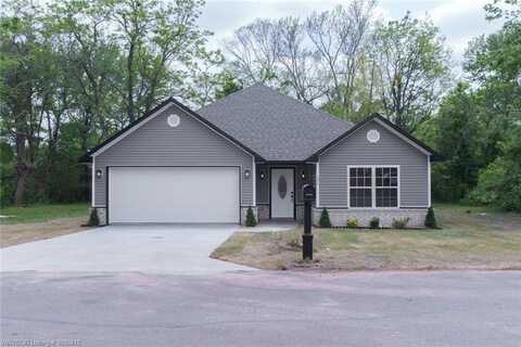 101 Reynolds ST, Mulberry, AR 72947