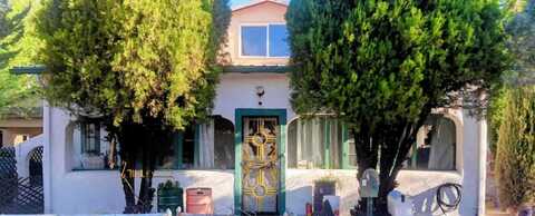 711 LEWIS Avenue SW, Albuquerque, NM 87102