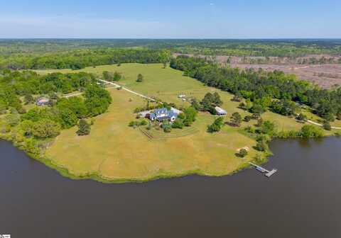 402 Nanaloo Avenue, Waterloo, SC 29384