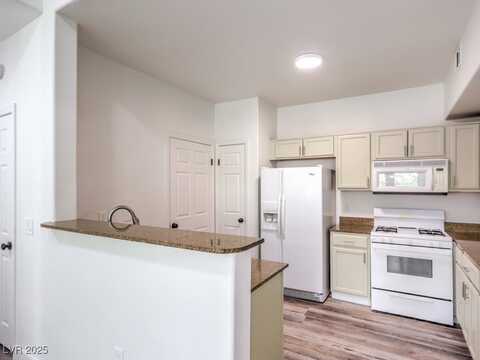 10001 Peace Way, Las Vegas, NV 89147